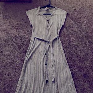 New Short Sleeve Button Down Long Sun Dress with Belt. Multicolored! Size Small